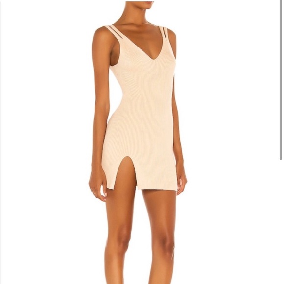 Camila Coelho Yara Dress-size XXS (feels more like a small-material is stretchy) - Picture 2 of 3